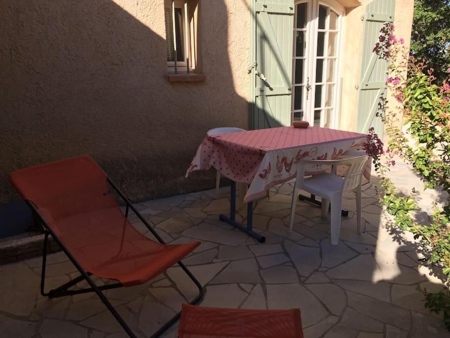 Independant En Rdc De Villa, Parking Apartment Pertuis